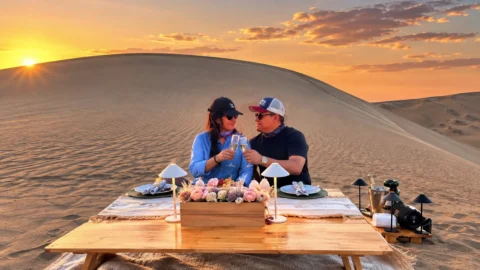 Full Day: Private Sunset Dunes Tour with Picnic, UTV & Sandboarding
